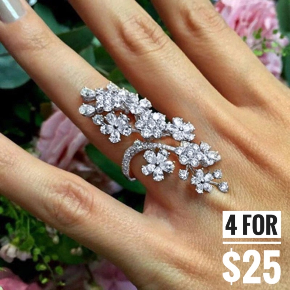4 for $25 SALE!!!! Silver Rhinestone Flower Ring - Picture 7 of 8